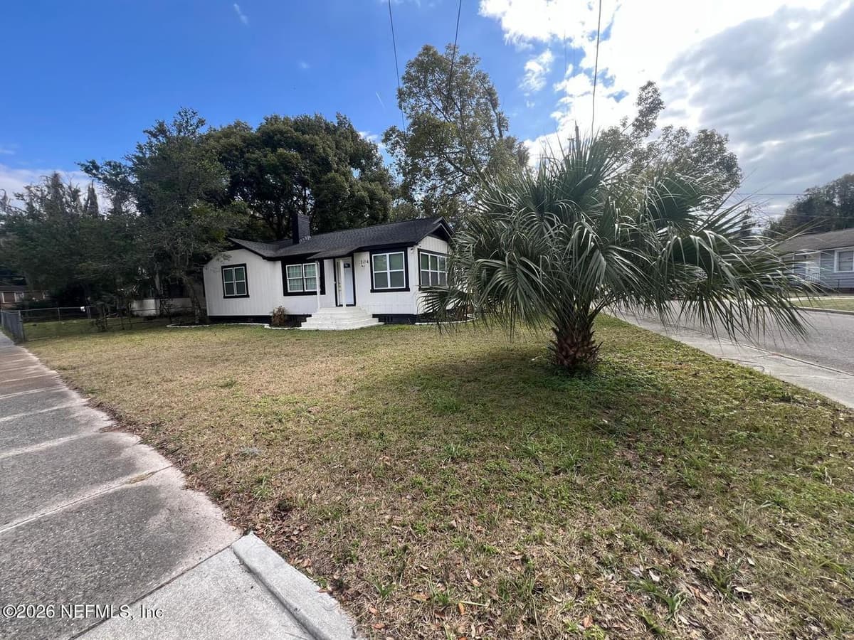 304 LAWTON Avenue, Jacksonville, FL 32208, Jacksonville, FL - photo 2