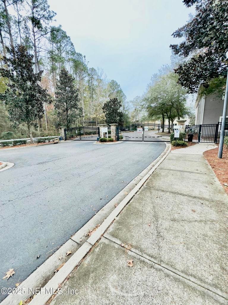 6057 E MAGGIES Circle E 114, Jacksonville, FL 32244, Jacksonville, FL - photo 2