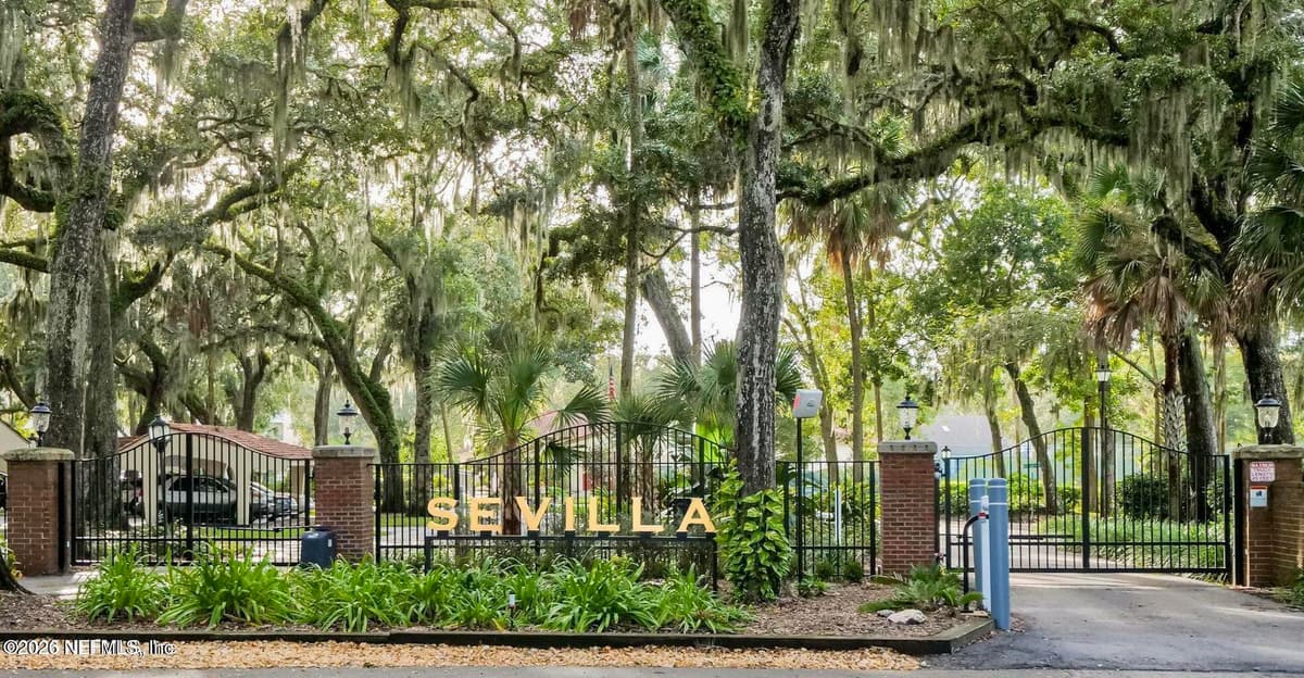 1820 SEVILLA Boulevard 205, Atlantic Beach, FL 32233, Atlantic Beach, FL - photo 3