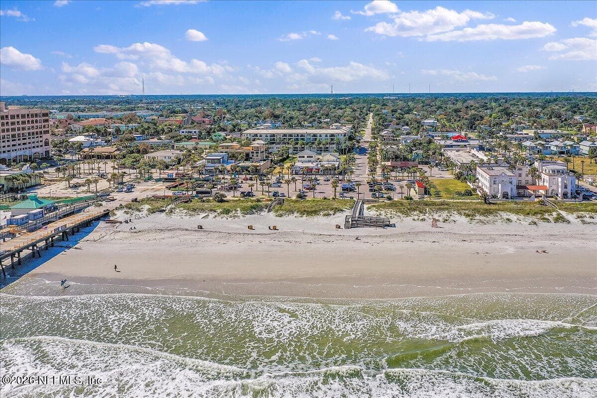 525 3RD Street 309, Jacksonville Beach, FL 32250, Jacksonville Beach, FL - photo 2