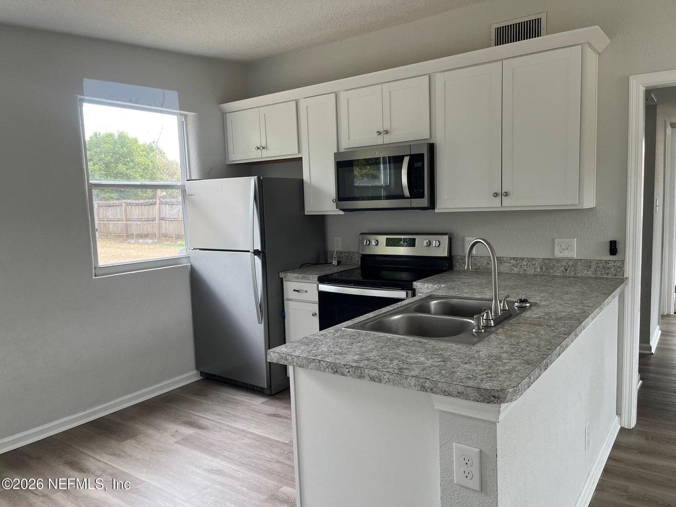 10547 BRIARCLIFF Road E, Jacksonville, FL 32218, Jacksonville, FL - photo 1