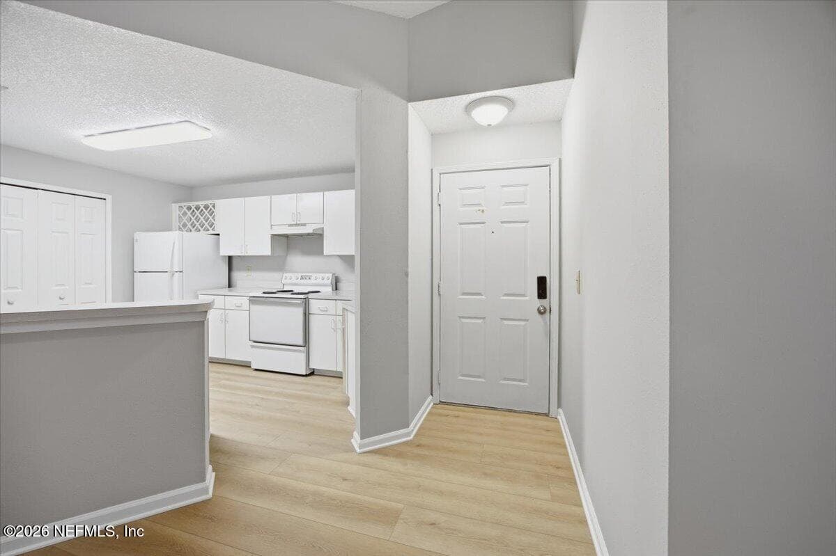 100 IRONWOOD Drive 121, Ponte Vedra Beach, FL 32082, Ponte Vedra Beach, FL - photo 2