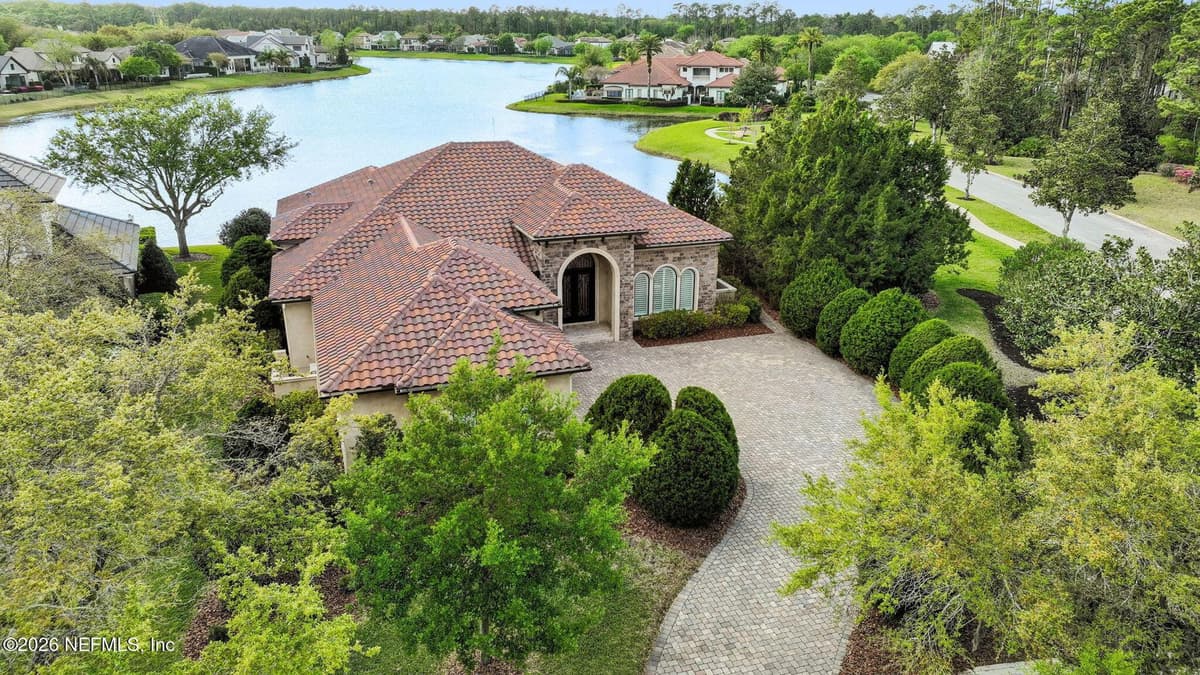 5226 COMMISSIONERS Drive, Jacksonville, FL 32224, Jacksonville, FL - photo 2