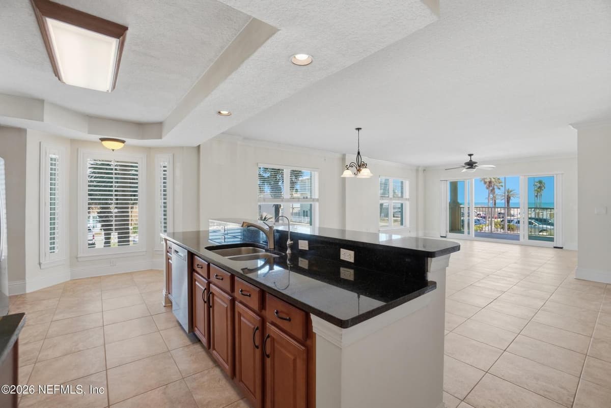 932 1ST Street N 203, Jacksonville Beach, FL 32250, Jacksonville Beach, FL - photo 2
