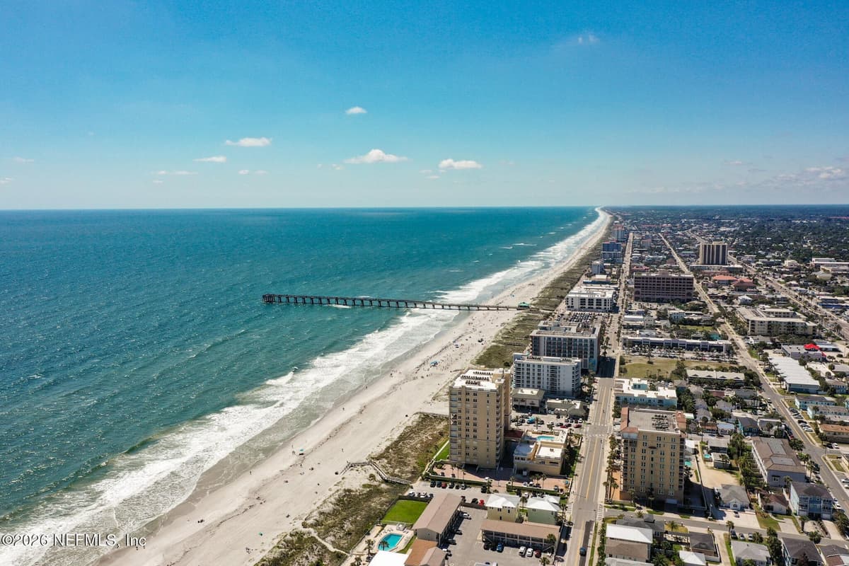 1236 1ST Street N 305, Jacksonville Beach, FL 32250, Jacksonville Beach, FL - photo 2