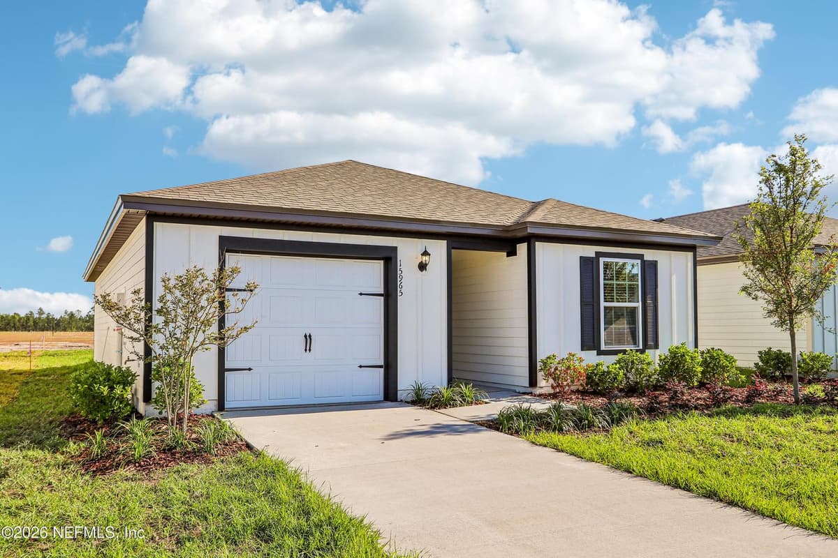 15923 DELICATE ARCH Avenue, Jacksonville, FL 32234, Jacksonville, FL - photo 3