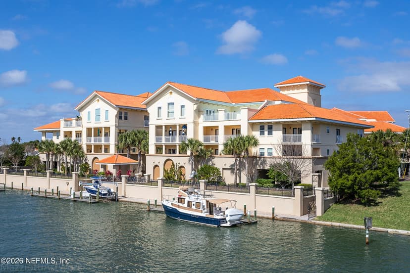 300 BELLA HARBOR Court 101, Palm Coast, FL 32137