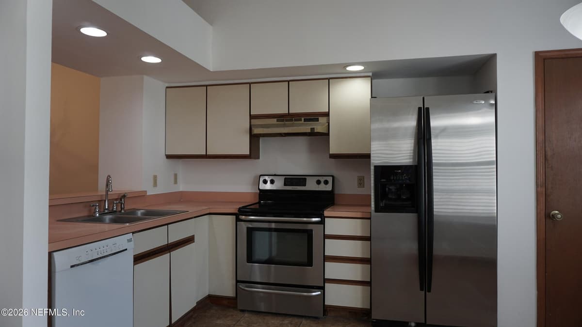 8048 VIRGO Street, Jacksonville, FL 32216, Jacksonville, FL - photo 2