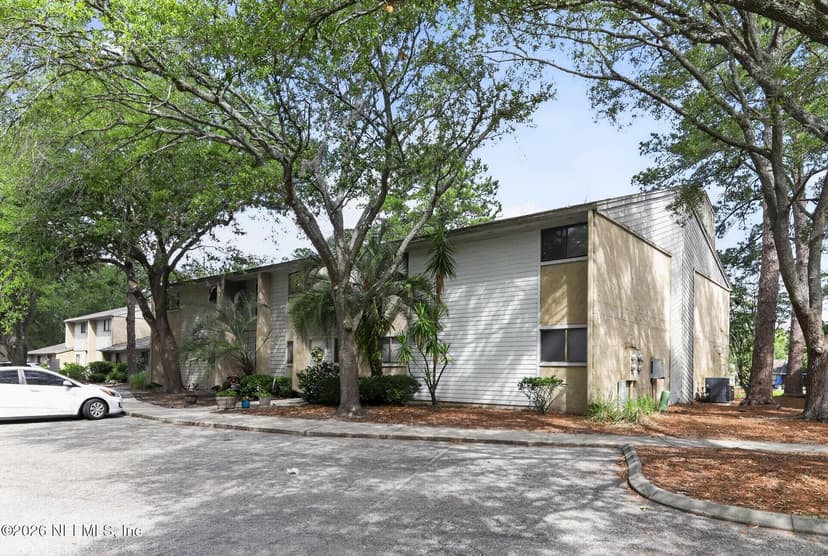 3801 CROWN POINT Road 2113, Jacksonville, FL 32257