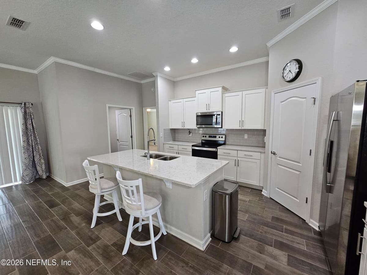 518 VONRON Drive, Jacksonville, FL 32222, Jacksonville, FL - photo 3