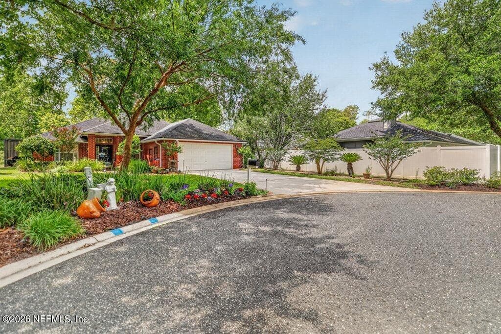 7832 TIMBERJACK Court, Jacksonville, FL 32256, Jacksonville, FL - photo 2