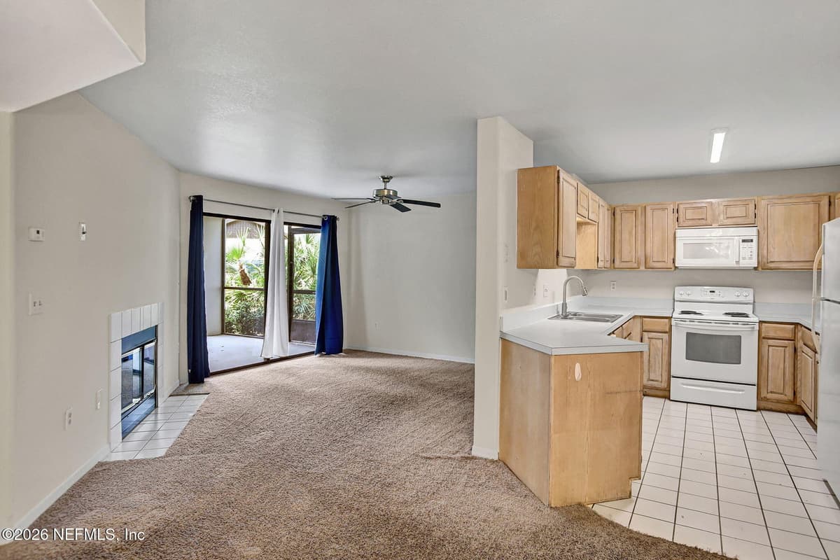 10150 BELLE RIVE Boulevard 407, Jacksonville, FL 32256, Jacksonville, FL - photo 3